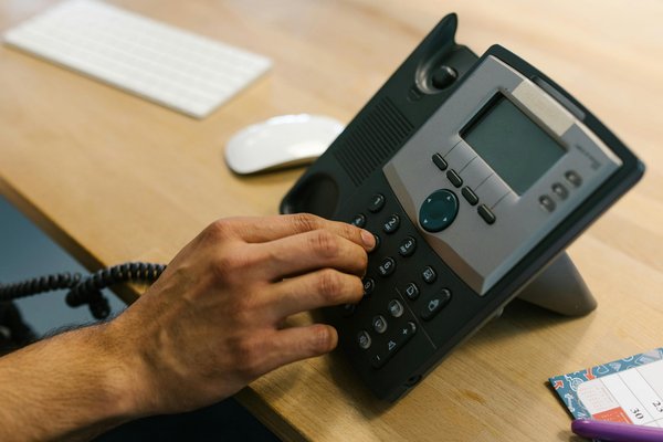 Solutions de téléphonie fixe professionnelle pour votre entreprise